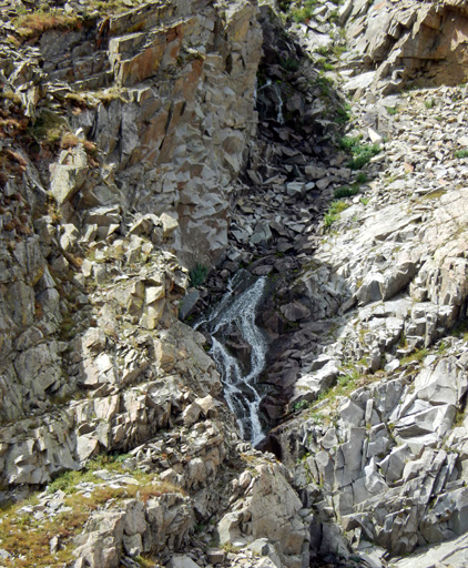 Closer view of the waterfall below Lake of the Clouds