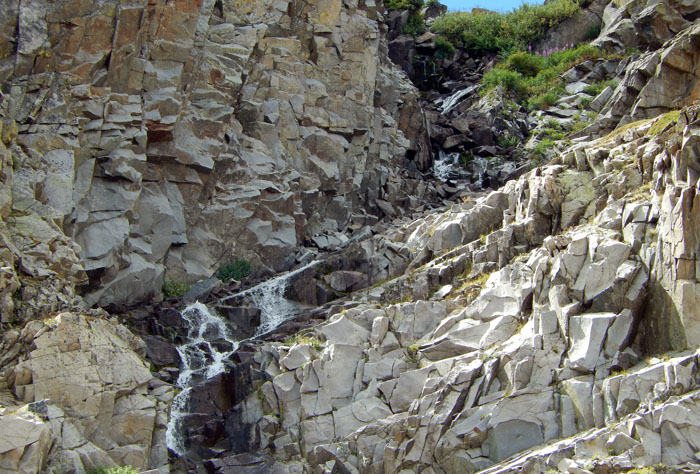 Waterfall below Lake of the Clouds - headwaters of the Big Dutch Creek